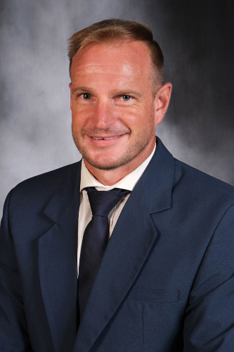 Mnr. Renier Fox